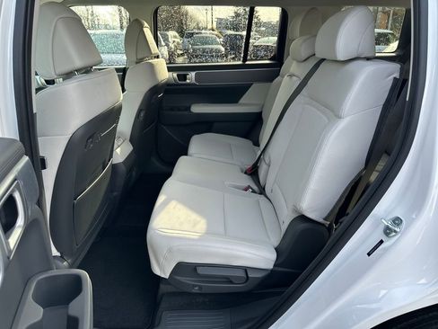 New 2026 Hyundai Santa Fe SE AWD/4WD image 17