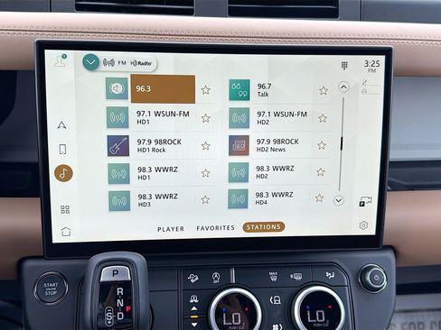 New 2026 Land Rover Defender 110 X-Dynamic SE AWD/4WD image 31