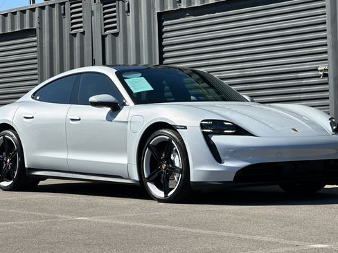Used 2021 Porsche Taycan 4S w/ Premium Package AWD/4WD image 9