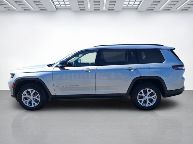 Used 2023 Jeep Grand Cherokee L Limited w/ Trailer Tow Group (B) AWD/4WD image 32