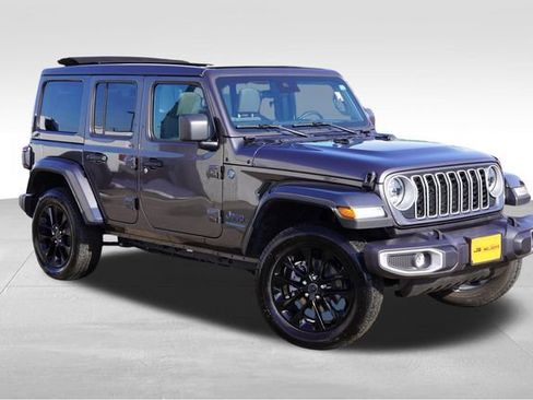 Certified 2025 Jeep Wrangler Unlimited Sahara w/ Safety Group image 2