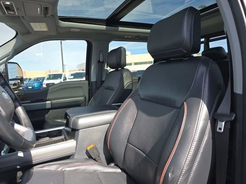 Used 2023 Ford F250 Lariat w/ Lariat Ultimate Package image 13