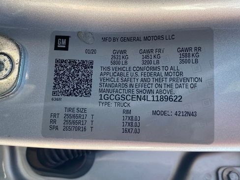 Used 2020 Chevrolet Colorado LT image 18