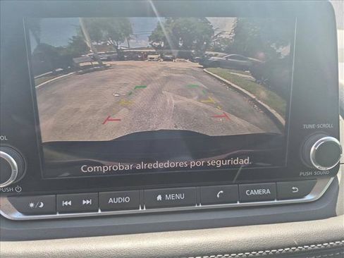 Certified 2025 Nissan Rogue S FWD image 13