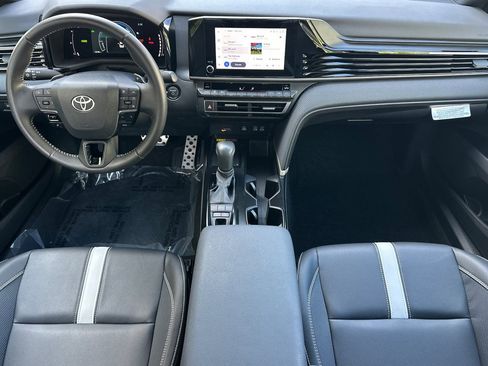 Certified 2025 Toyota Camry SE image 13