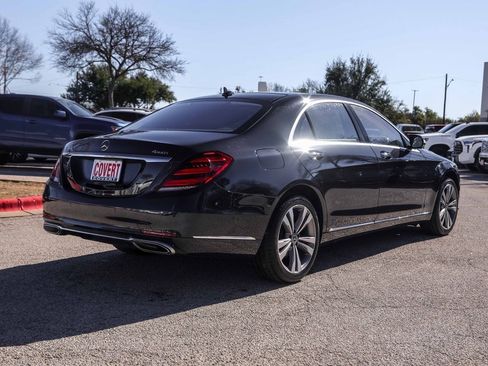 Used 2018 Mercedes-Benz S 560 4MATIC Sedan image 4