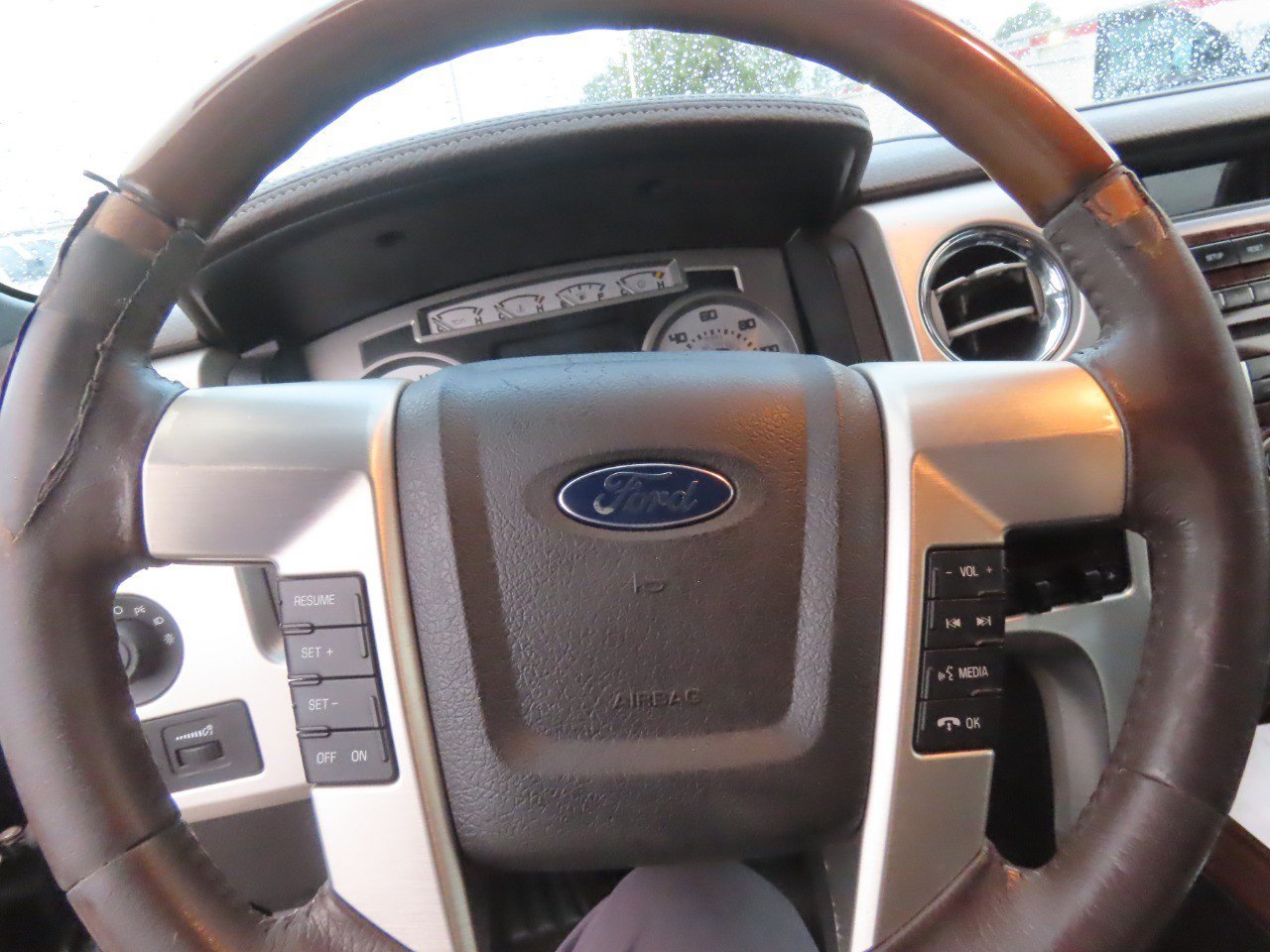 Used 2009 Ford F150 Platinum AWD/4WD image 25
