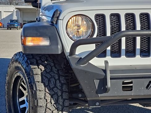 Certified 2020 Jeep Wrangler Unlimited Sport image 9