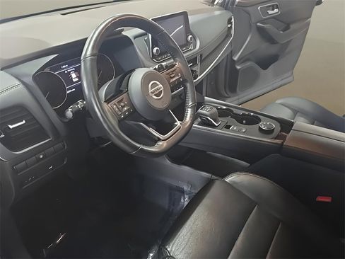 Used 2021 Nissan Rogue SL image 12