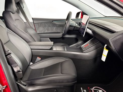 Used 2026 Tesla Model Y Long Range image 36