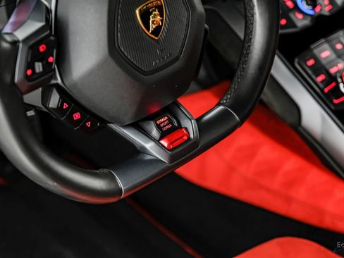 Used 2015 Lamborghini Huracan LP 610-4 AWD/4WD image 50