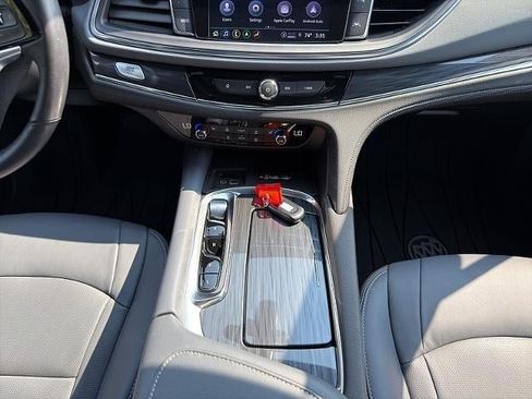 Used 2023 Buick Enclave Essence w/ Experience Buick Package AWD/4WD image 18