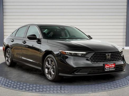 Used 2024 Honda Accord EX image 1