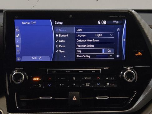 Used 2020 Toyota Highlander Platinum AWD/4WD image 25