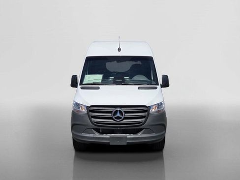 New 2025 Mercedes-Benz Sprinter 2500 image 9
