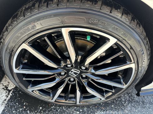 Used 2025 Honda Accord Touring image 6