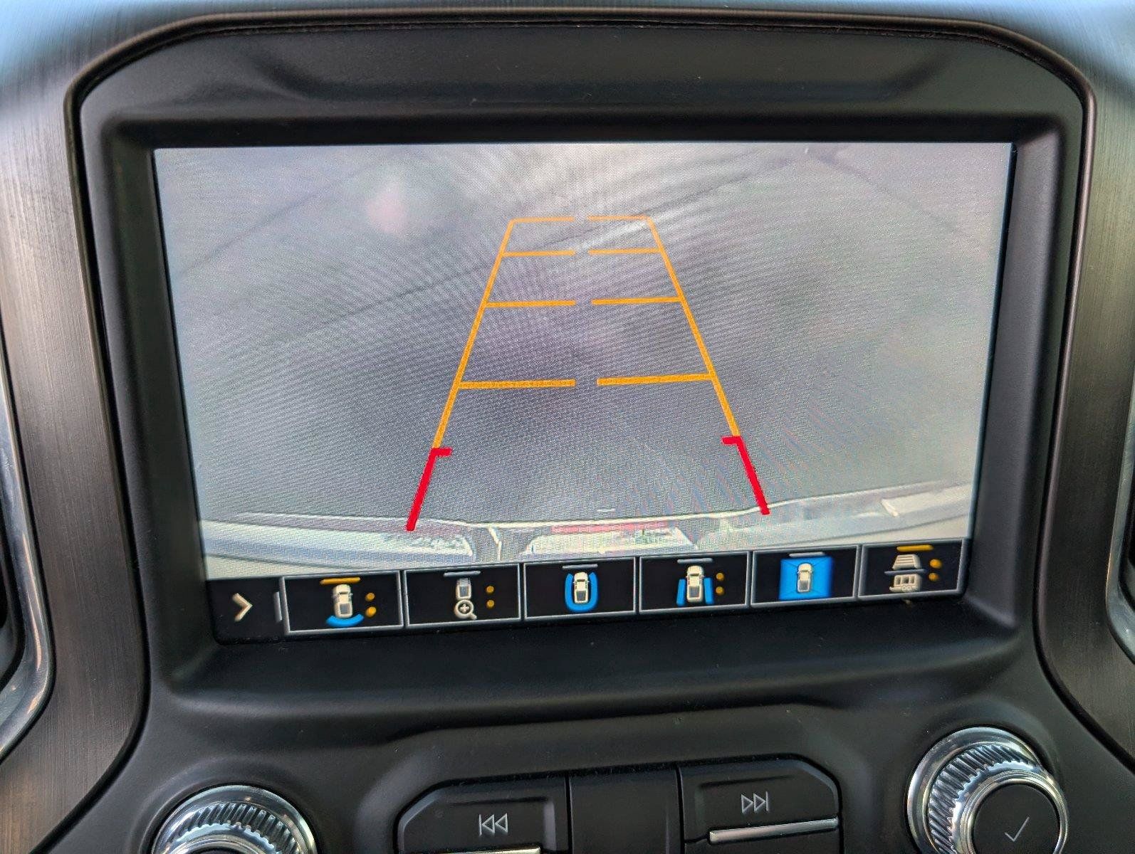Used 2021 GMC Sierra 1500 AT4 w/ AT4 Carbonpro Edition AWD/4WD image 19