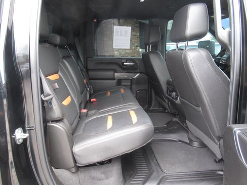 Used 2022 GMC Sierra 3500 AT4 w/ AT4 Preferred Package image 15