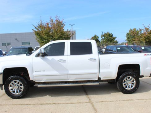 Used 2016 Chevrolet Silverado 2500 LTZ w/ Duramax Plus Package image 5