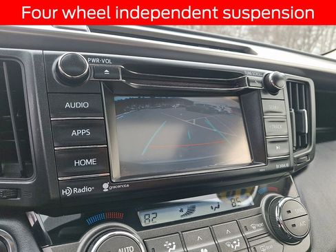 Used 2018 Toyota RAV4 XLE image 18