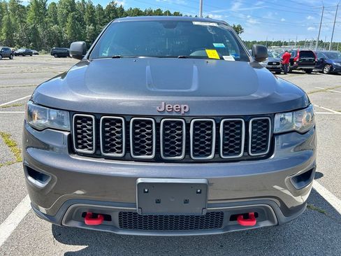 Used 2017 Jeep Grand Cherokee Trailhawk AWD/4WD image 8