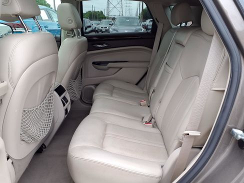 Used 2016 Cadillac SRX Luxury w/ Driver Awareness Package FWD image 17