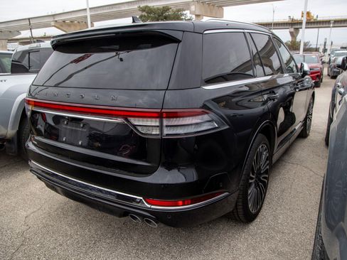 Used 2020 Lincoln Aviator Black Label w/ Dynamic Handling Package image 10
