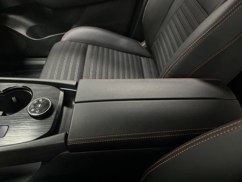 Used 2025 Nissan Rogue SV w/ Rock Creek Premium Package image 19