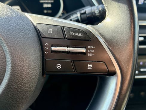 Used 2020 Hyundai Sonata SEL w/ Convenience Package FWD image 12