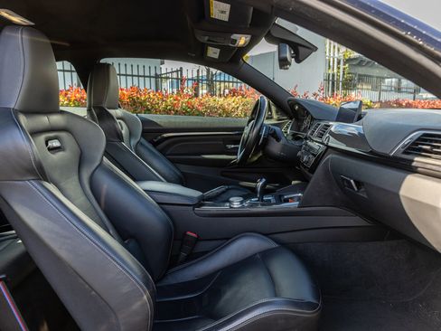 Used 2019 BMW M4 Coupe w/ Competition Package image 19