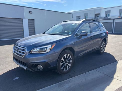Used 2017 Subaru Outback 3.6R Limited image 2