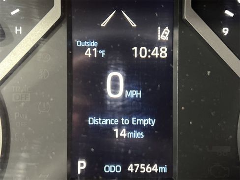 Used 2022 Toyota Tundra SR5 w/ TRD Off-Road Package image 15