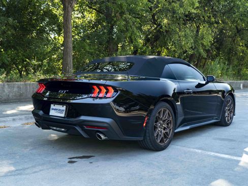 Used 2025 Ford Mustang GT Premium w/ GT Performance Package RWD image 10