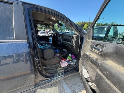 Used 2022 Chevrolet Silverado 2500 W/T w/ WT Convenience Package AWD/4WD image 15