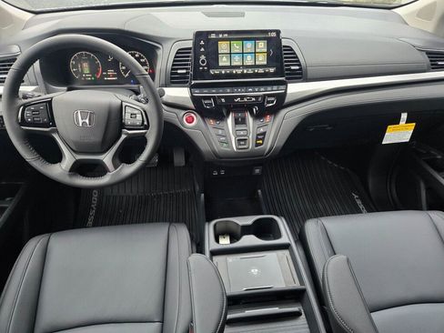 Used 2026 Honda Odyssey EX-L image 6