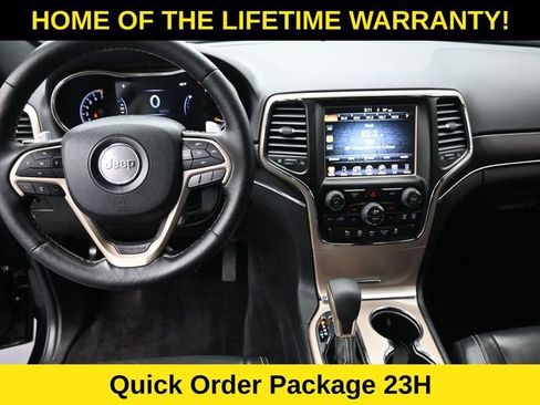 Used 2017 Jeep Grand Cherokee Limited image 15