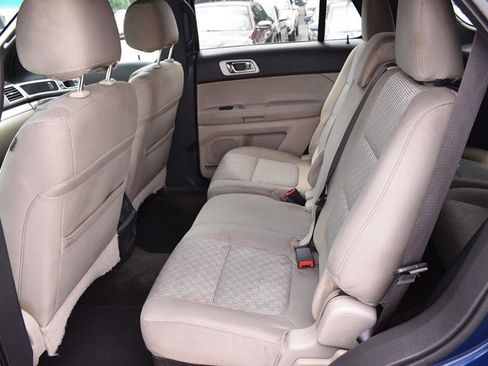 Used 2012 Ford Explorer XLT image 15