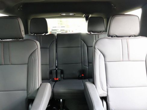 New 2026 Chevrolet Tahoe RST w/ RST Performance Edition AWD/4WD image 31