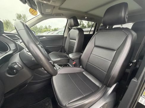 Used 2021 Volkswagen Tiguan S FWD image 13