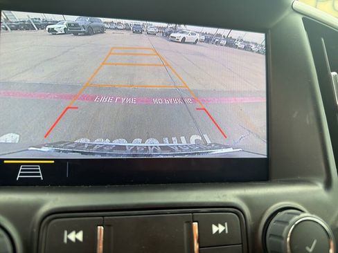 Used 2020 GMC Terrain SLT image 11