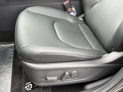 New 2026 Kia Sportage EX FWD image 26