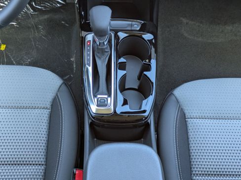 New 2026 Chevrolet Trax LT w/ Driver Confidence Package image 5