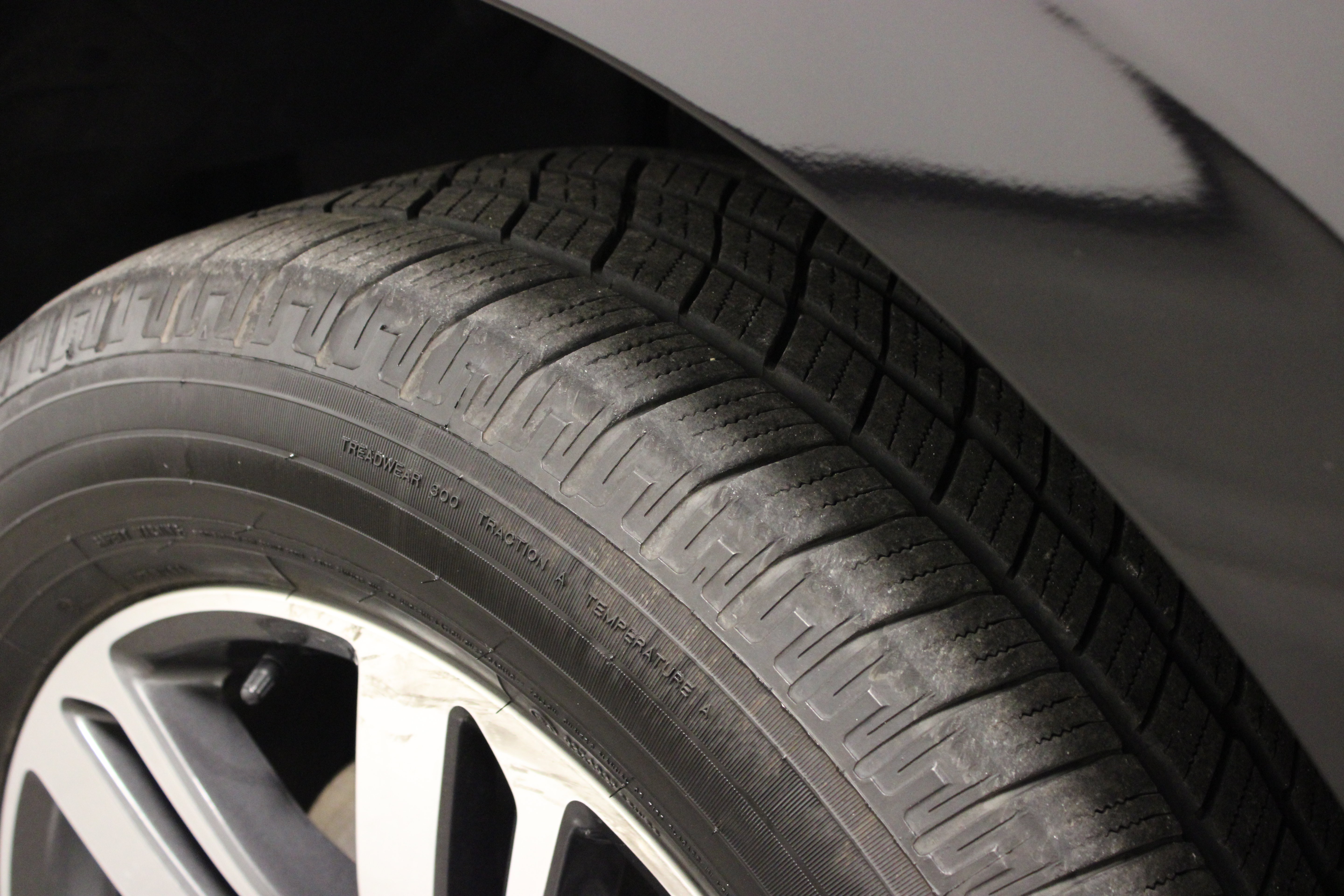 Used 2024 Ford Expedition Limited AWD/4WD image 12