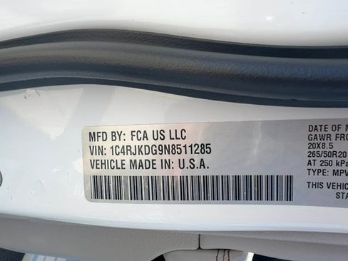Used 2022 Jeep Grand Cherokee L Overland AWD/4WD image 32