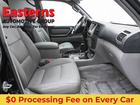 Used 2005 Toyota Land Cruiser AWD/4WD image 26