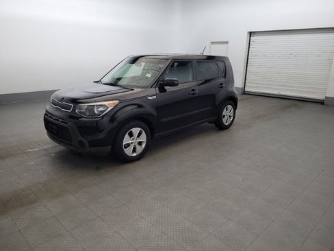Used 2016 Kia Soul w/ Convenience Package FWD image 2