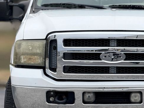 Used 2005 Ford F250 XL image 11