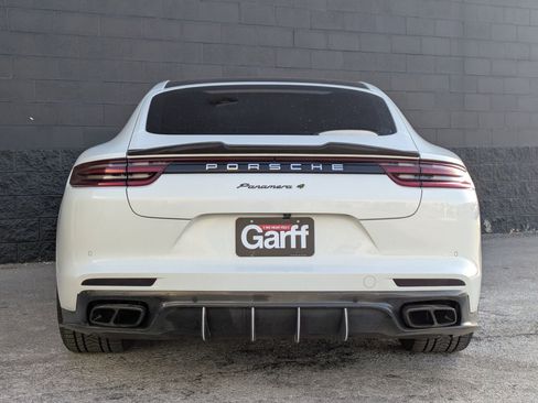 Used 2018 Porsche Panamera image 6