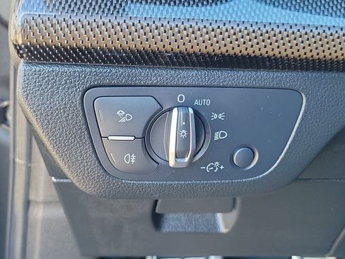 Used 2025 Audi SQ5 Premium Plus w/ Premium Plus Package image 26