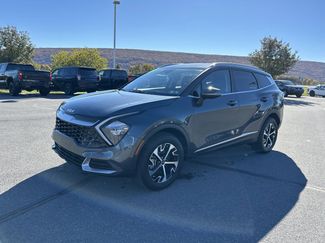 Used 2023 Kia Sportage EX video 3